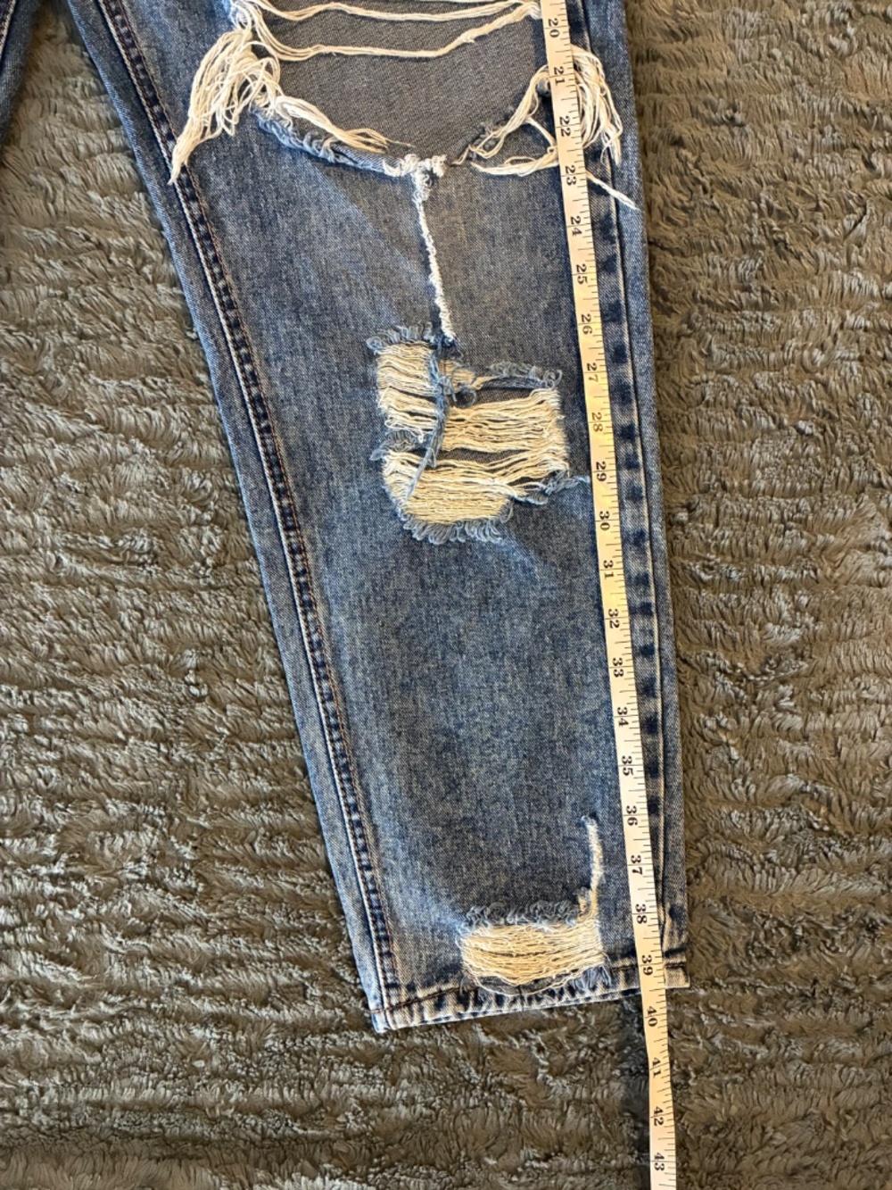Refuge Denim Cropped Mom Distressed High-Rise Women’s Jeans - Blue - Picture 6 of 8